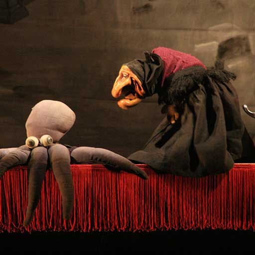 La muerte de Don Cristóbal - Pelele Marionettes (España - Francia)  ::  Titirimundi