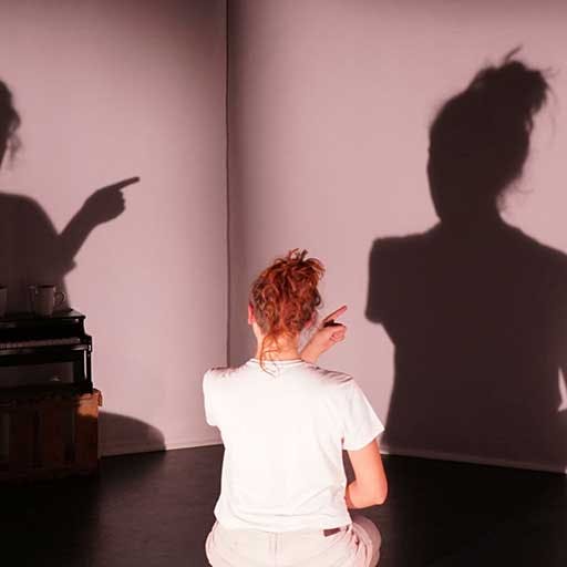 La forma de las sombras - Tangram Kollektiv (Alemania)  ::  Titirimundi